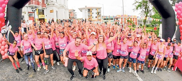 Foto | Archivo | LA PATRIA Para conmemorar el Mes de la Mujer, la Alcaldía de Neira, la Oficina de la primera gestora social y el apoyo de la Gobernación de Caldas, realizarán hoy en este municipio la carrera atlética “Corre por tus sueños”. Pueden participar mujeres de todas las edades. El fin es promover la actividad física y hábitos saludables, fortalecer la integración comunitaria, visibilizar el papel de la mujer. El recorrido se definió para disfrutarlo en familia y con amigos.