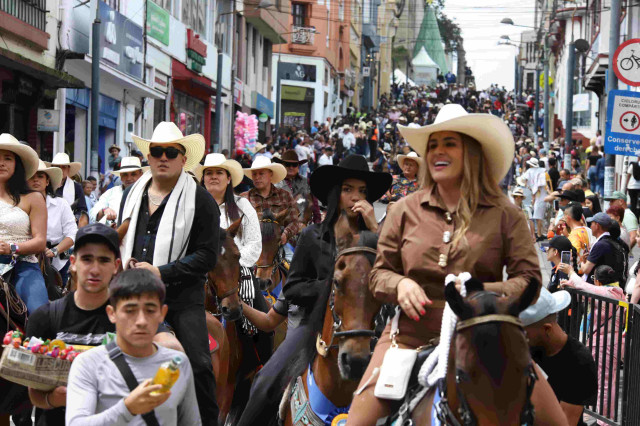 Paseo a caballo Feria de Manizales
