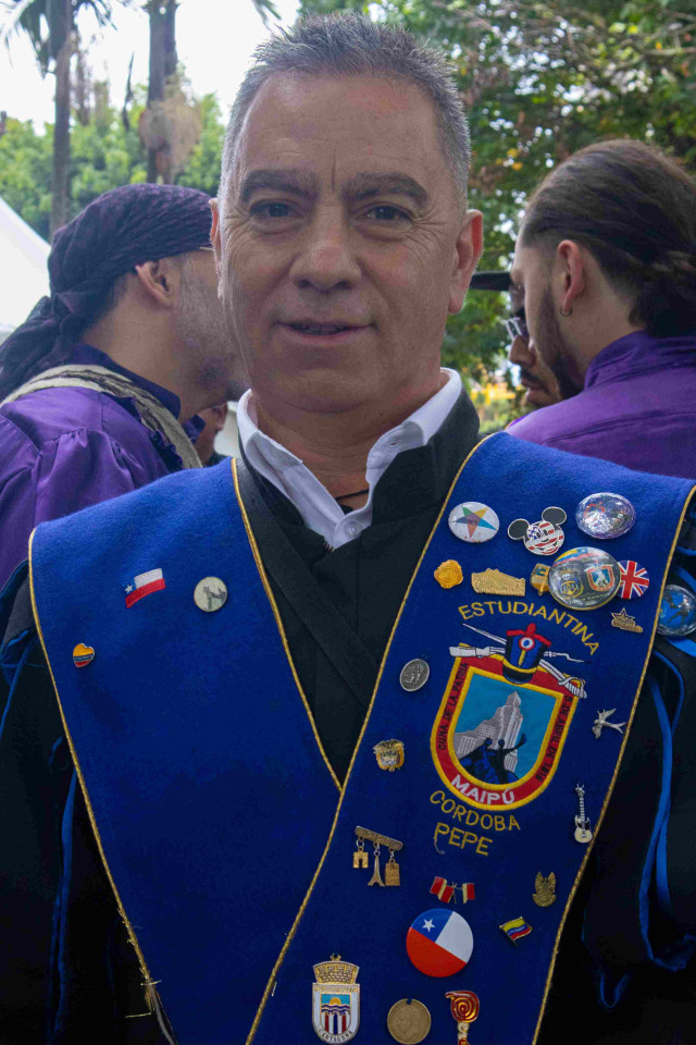 José Miguel Navarrete, integrante de la Estudiantina de Córdoba de Maipú de Chile