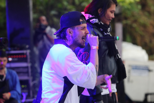 Becka durante su enfrentamiento contra Chang.