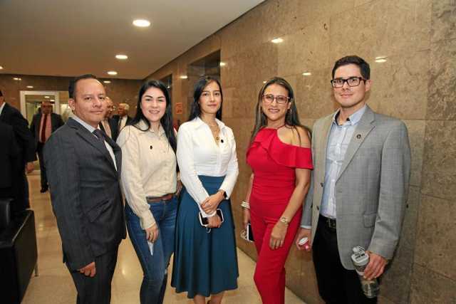 Fotos/Argemiro Idárraga/LA PATRIA Dohor Edwin Varón, Marcela León Herrera, Marcela Peña, Lilian Marín y Daniel Restrepo Álvarez.