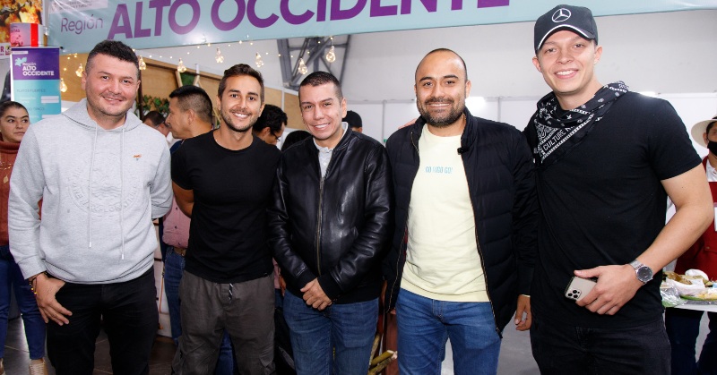 Fotos | cortesía Fenalco Caldas | LA PATRIA  Andrés Gómez, secretario de Planeación de Supía; Juan Camilo Vélez, bloguero de viaje de Kasedna Travel; Juan José Silva Serna, director ejecutivo de Fenalco Caldas; Marco Antonio Londoño, alcalde de Supía y Víctor Jiménez, Casa Blanca Sports.