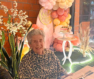 Ligia Correa de Echeverry, la homenajeada.