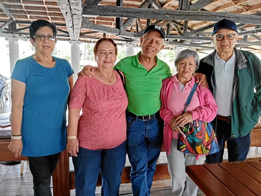 Marta Londoño, Rosa Orozco, Fernando Marín, Natalia Osorio y Jhon Jairo Cardona. Marta Londoño, Rosa Orozco, Fernando Marín, Natalia Osorio y Jhon Jairo Cardona.