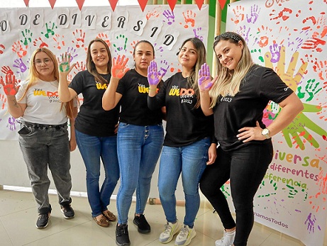 Angi Vanessa Vargas, Lina Marcela Toro, Ana Isabel González, Jhoana Zuluaga y Yarmely Patiño. Angi Vanessa Vargas, Lina Marcela Toro, Ana Isabel González, Jhoana Zuluaga y Yarmely Patiño.