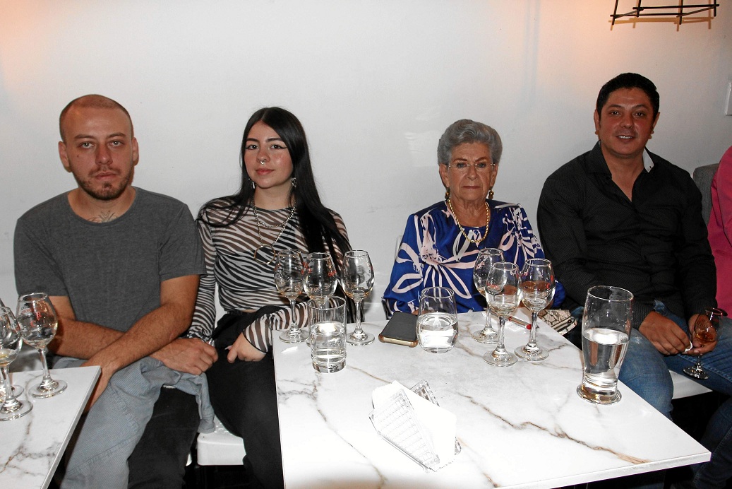 Juan Sebastián Gómez, Jessica Henao, Mariela Parra de Quintero y Carlos Alberto Arango Rojas.