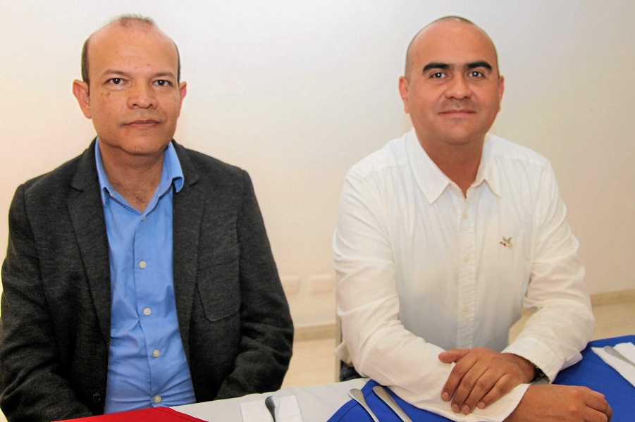 Andrés Salas, director del programa de Ingeniería Civil de la Universidad Nacional, en compañía de Camilo Cuartas, de la Dirección Académica de la institución de educación superior.