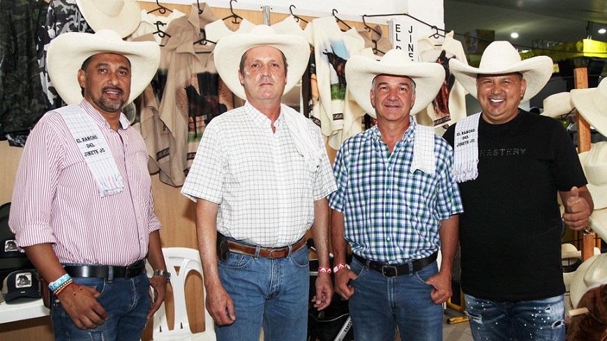 Camilo Ríos, Alejandro Jaramillo, Mauricio Jaramillo y Jorge Castillo.