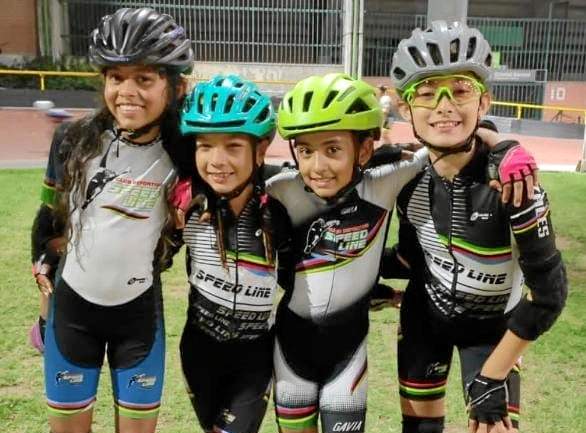 Fotos| Cortesía | LA PATRIA Club Speed Line de Manizales: Violeta Marín Valencia, Luciana López Giraldo, Sofía Giraldo Cortés y María Paula Artega Acevedo.