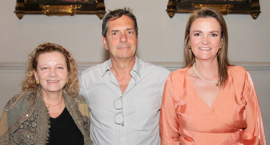 Carolina Vanegas, Juan Pablo Thomas y Claudia Patricia Henao.