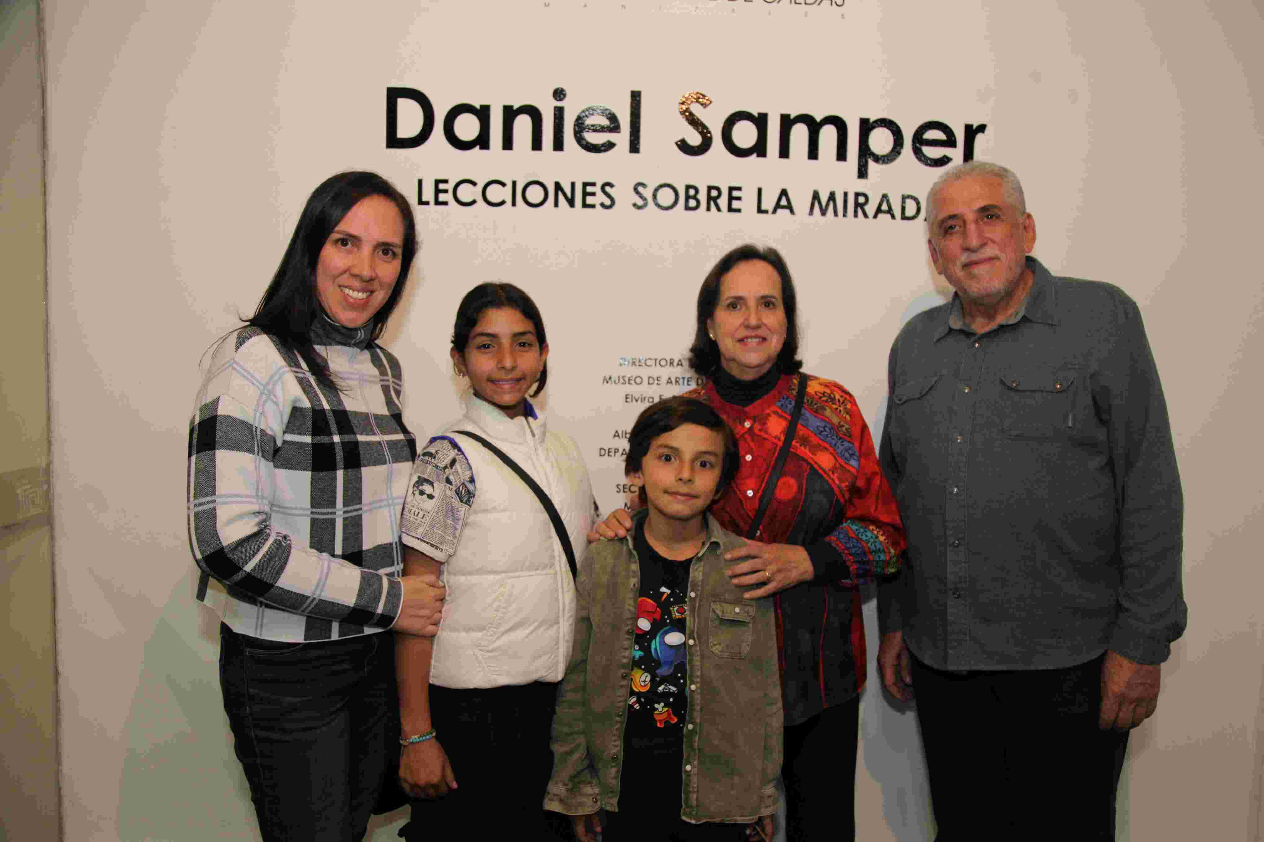 Elena Samper, Antonia Sulvarán, Jacobo Sulvarán, Beatriz Arango y Julio César Samper.