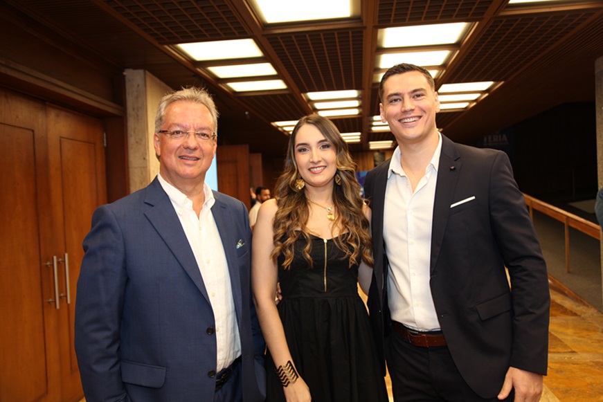 Antonio Tascón, María Alejandra Betancur y Santiago Tascón.