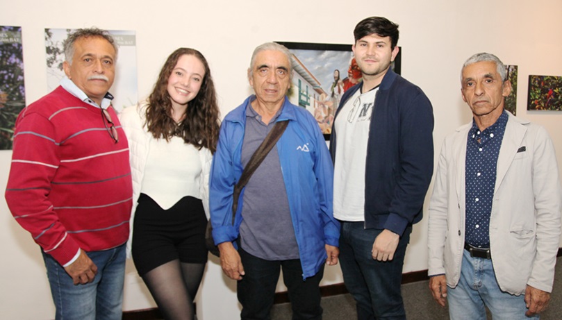 Lincer Puentes, Ximena Escudero, Germán Salazar, Juan Sebastián Benavides y Ulises Giraldo.