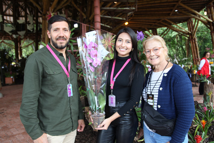 Ricardo Lotero, Vanessa Carvajal y Carol Sibley.