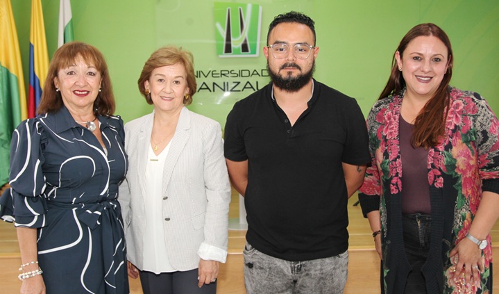 Gloria Inés Arias, Esperanza Salazar, William Gaviria y Carolina Aguilar.
