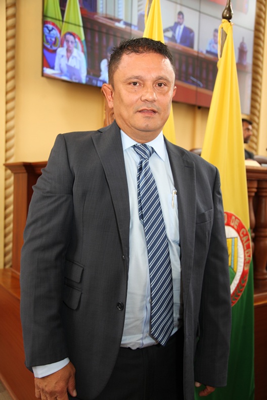 Nuevo diputado: Carlos Hernán Serna Trejos.