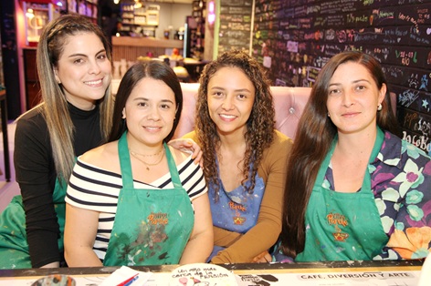 María José Mantilla, Diana Grajales Clavijo, la festejada; Érika Valencia y Camila Espinosa. María José Mantilla, Diana Grajales Clavijo, la festejada; Érika Valencia y Camila Espinosa.