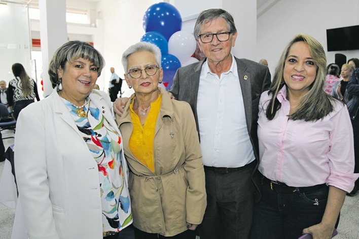 María Doris Giraldo, María Lucero Alzate, Jairo Elías Bermúdez y Martha Lucía Narvaez María Doris Giraldo, María Lucero Alzate, Jairo Elías Bermúdez y Martha Lucía Narvaez