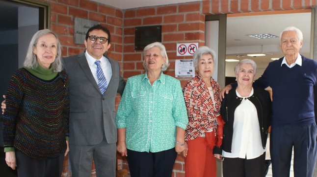 Martha Salazar, William González, Cristina Cardona, Fabiola Ospina, Elba de Ocampo y Gerardo Téllez. Martha Salazar, William González, Cristina Cardona, Fabiola Ospina, Elba de Ocampo y Gerardo Téllez.