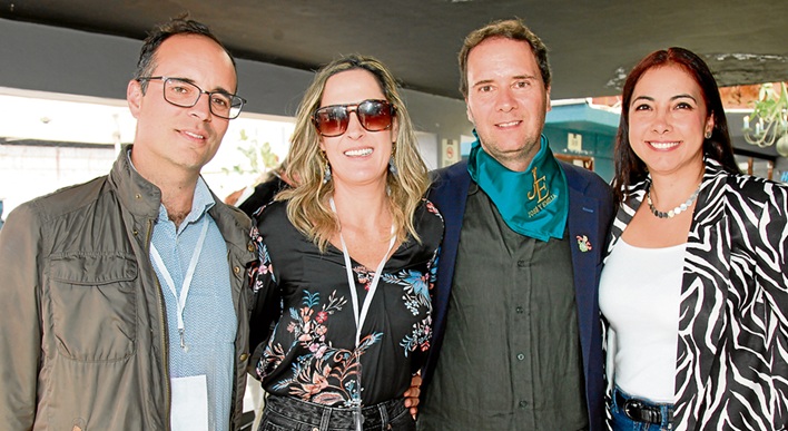Fermín Restrepo, Mariana Jaramillo, Paulo Andrés Jaramillo y María Lucía Jaramillo. Fermín Restrepo, Mariana Jaramillo, Paulo Andrés Jaramillo y María Lucía Jaramillo.