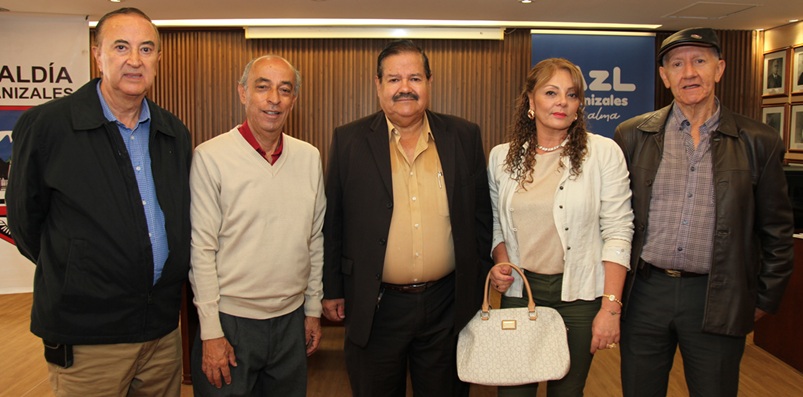 Guillermo León Valencia, Hernando Campuzano, Álvaro Álzate, Claudia Mejía y Silvio Valencia. Guillermo León Valencia, Hernando Campuzano, Álvaro Álzate, Claudia Mejía y Silvio Valencia.