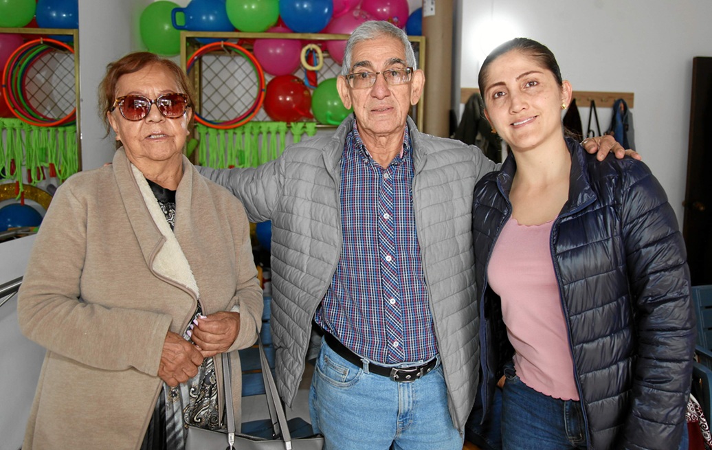 Bibiana Noreña, Darío Noreña y Gloria Inés Forero.