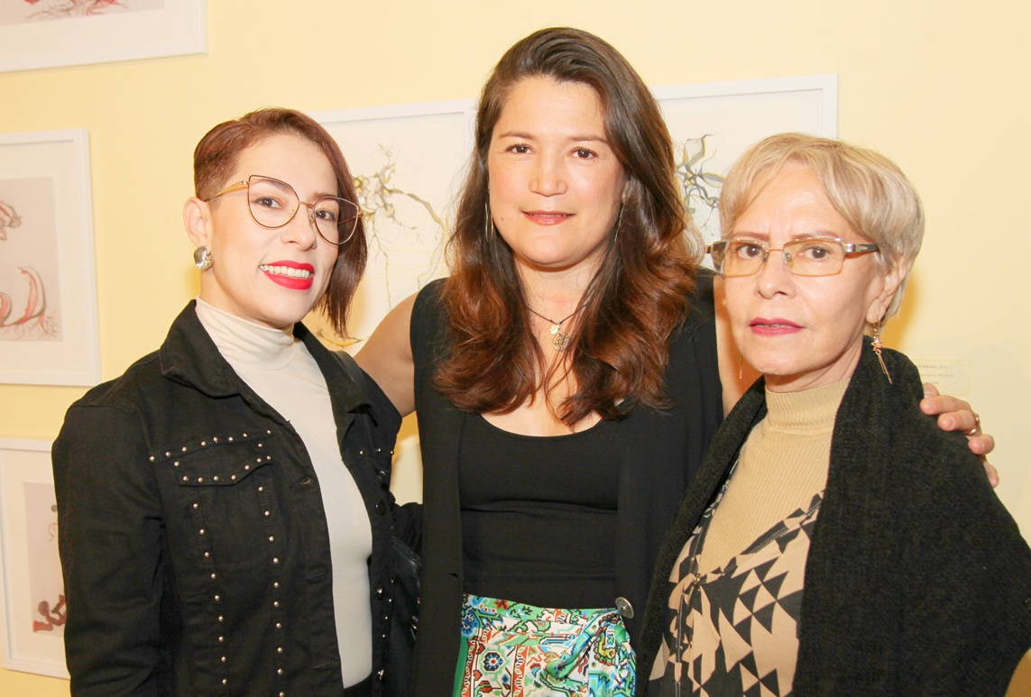 Ursula Ochoa, Valentina Castro Castrillón y Mireya Silva.