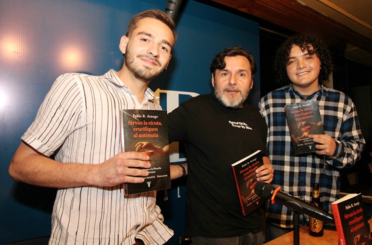 Samuel Loaiza, Pablo R. Arango y Santiago García.