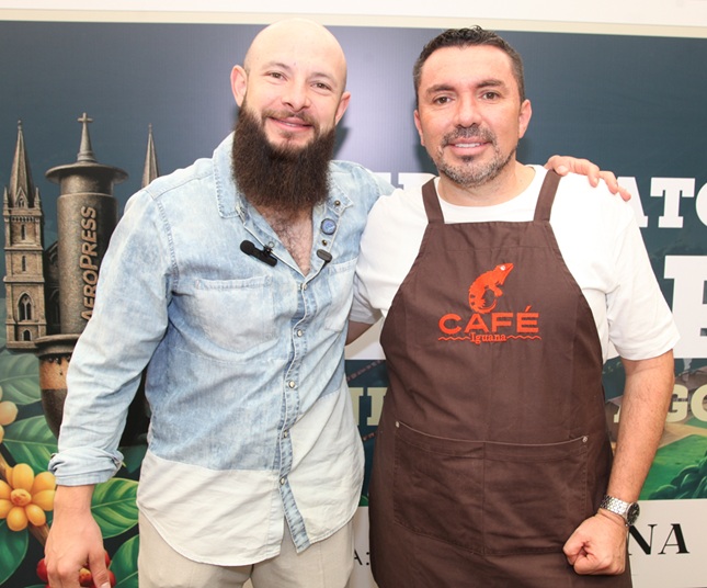 Carlos Escobar y Andrés Soto.