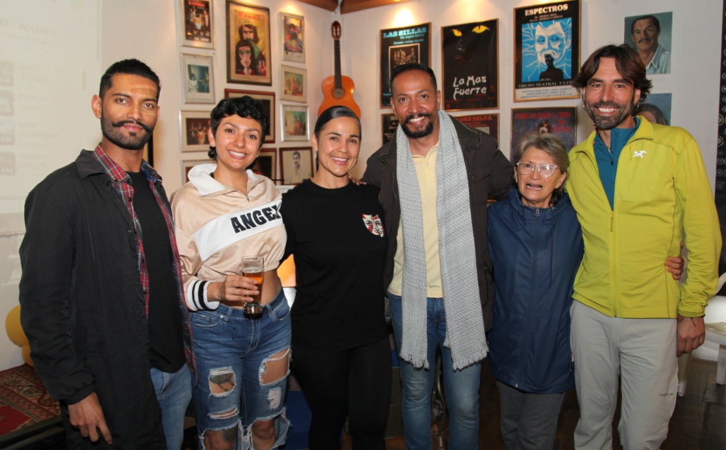 Santiago Bocanegra, Juliana Saraza, Elizabeth Castañeda, Danny Grimaldo, Olga Patricia Freyman y Juan Herrera también participaron de esta experiencia musical.