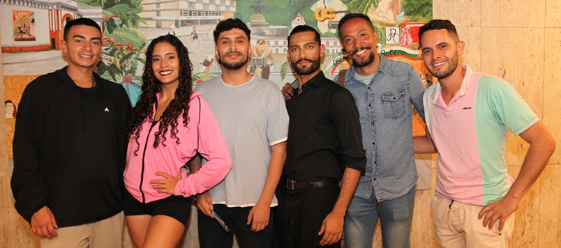 Santiago Morales, Isabella Toro, Julián Orozco, Santiago Bocanegra, Danny Grimaldo y Hernán González.