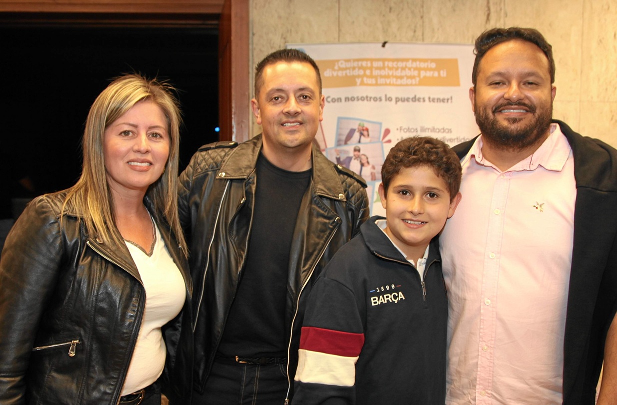 Carolina Aranzazu, Andrés Mauricio Rincón, Juan Martín Rivera y Juan Guillermo Rivera.