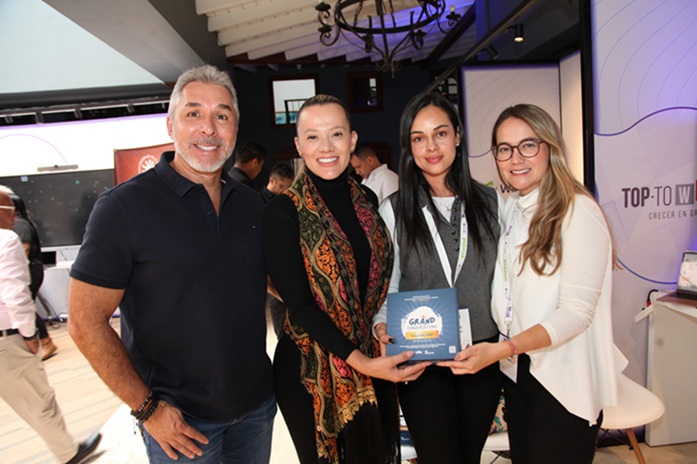 Paulo César Bermúdez, Alejandra Quintero, Daniela González y Lina María Giraldo.