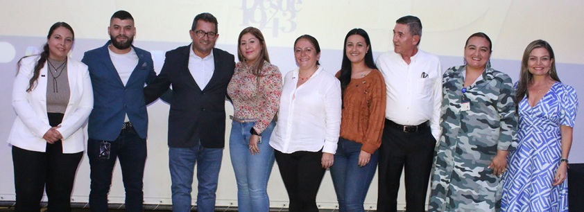 Quinquenistas 10 años 2024-2: Leidy Giraldo Santana, Víctor Villa Cano, Fabio Arias Orozco, Marcela García Zuluaga, Carolina Muñoz Ruiz, Angélica Arango Giraldo, Juan Manuel Salgado Vargas, Marcela Valencia Quintero y Paula Chica Cortés.