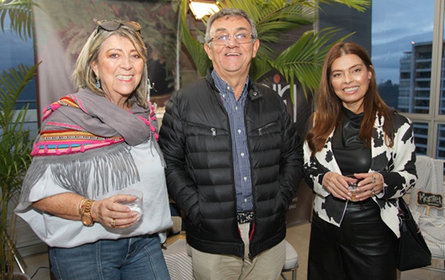 Ana Tulia Montoya, Jorge Hernán Meza y María Gladys Ángel.