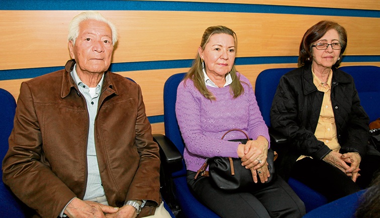 Octavio Zapata, Carmen Lucía Ocampo e Isabel Salgado.