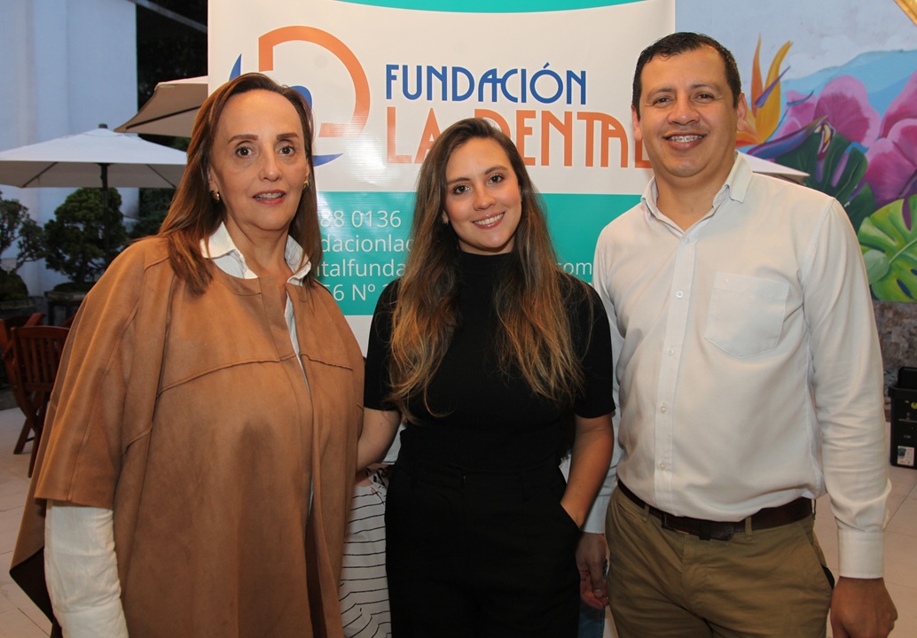 Patricia Martínez, Sara Sierra y Jorge Patiño.