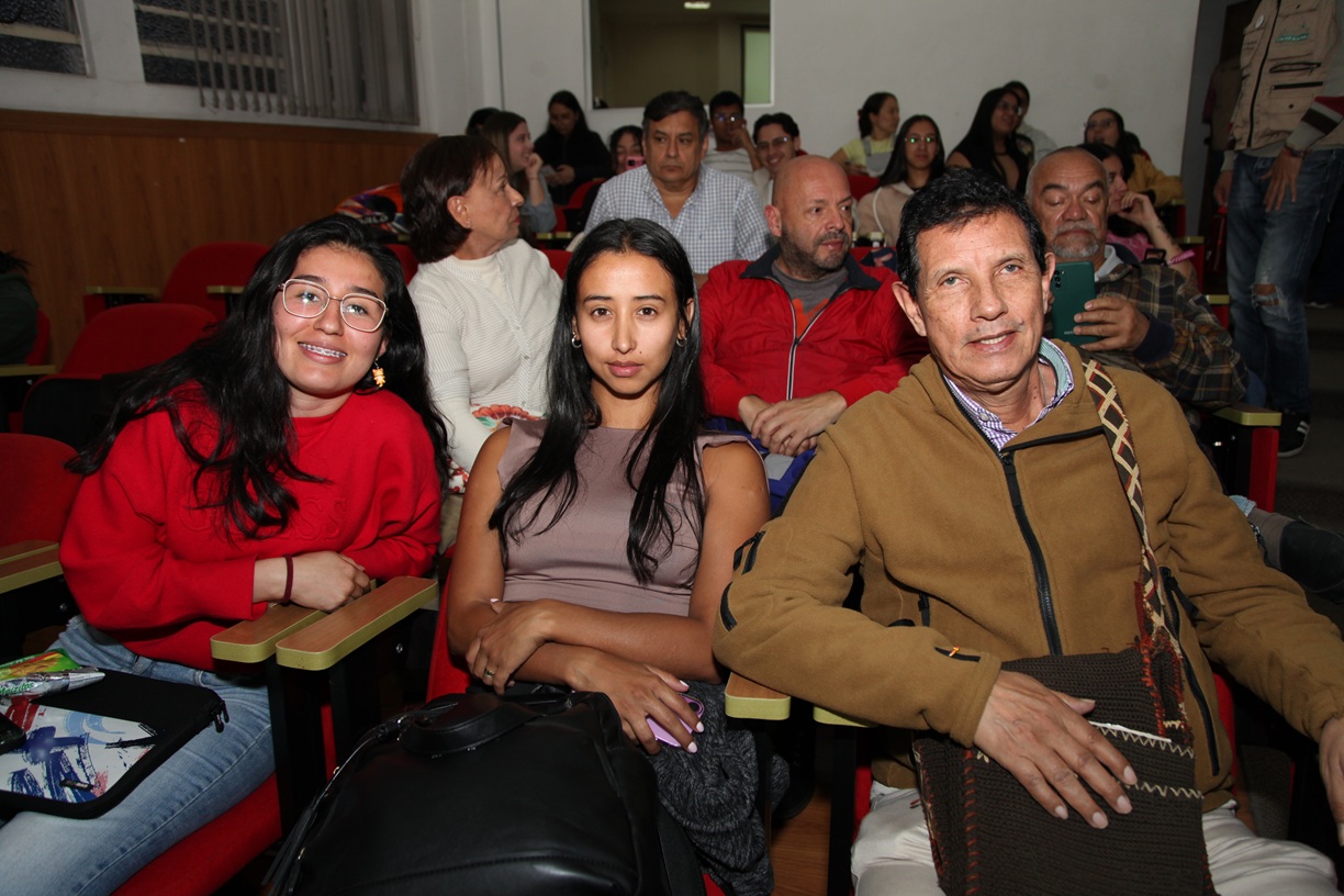 Ana María Pachón, Jessica Mariana Aguirre y Humberto Salazar.
