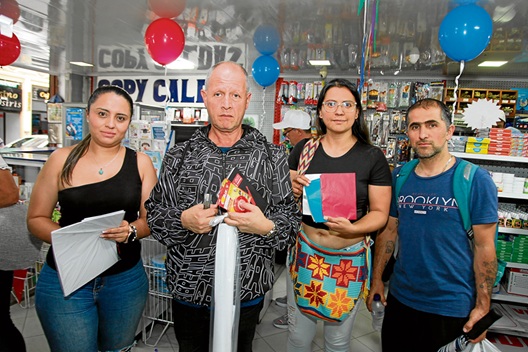 Tatiana Cardona, Carlos Alberto Valencia, Norma Judith Herrera y Raúl Alzate.