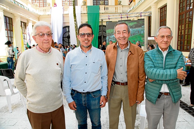 Reinaldo Martínez, Duván Grisales, Luis Alfonso Patiño y Luis Carlos Marín.