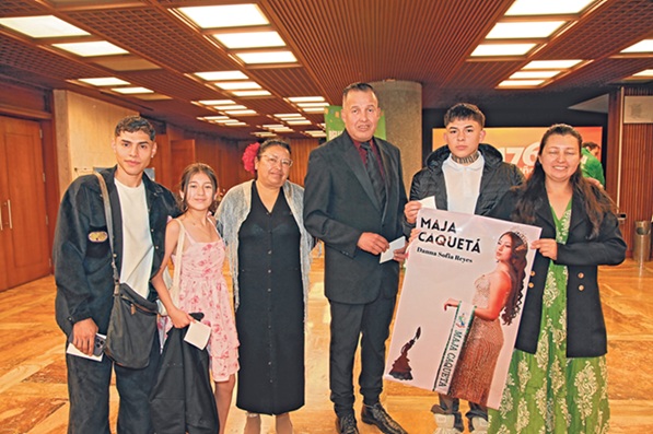 David Galindo, Emile Sarmiento, Diana Salcedo, Leny Martínez, Jhonpell García y Marta Yepes.