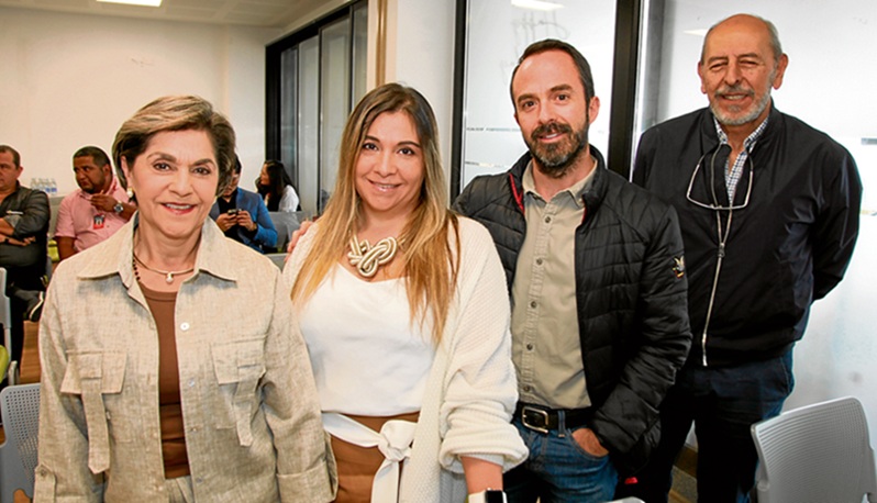 Beatriz Giraldo, Catalina Muñoz, Efraín Ocampo y Carlos González.