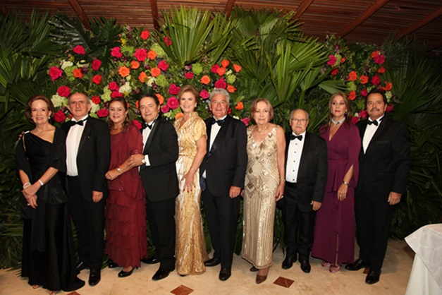 Claudia del Pilar Estrada Salazar, Alvaro Uribe Mejia, Luz Patricia Molina López, Roberto Montes Marín, Cristina Gomez Villegas, Roberto Calderon Uribe, Matilde Cuartas Villegas, Alberto Gómez Sánchez, María José Trujillo Arango, Mario Aristizábal Muñoz.