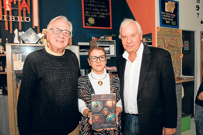 Luis Guillermo Giraldo, Ana Muñoz y Carlos Arboleda.