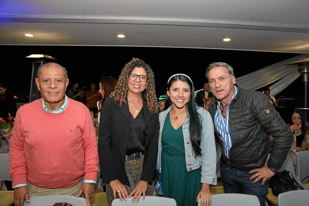 Willmar Torres, Beatriz Delgado Uribe, Daniela Ceballos y Luis Fernando Lotero.