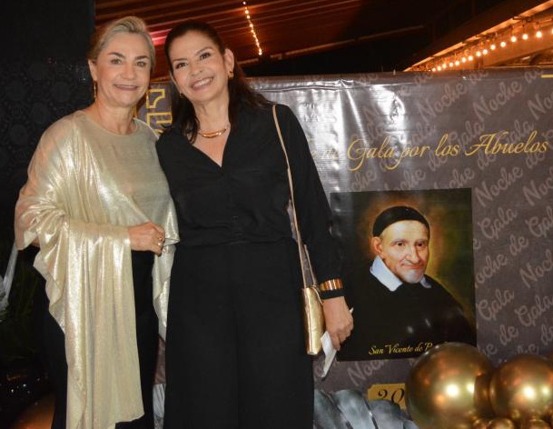 María Nancy Estrada (presidenta) y Ana María Vargas (tesorera).