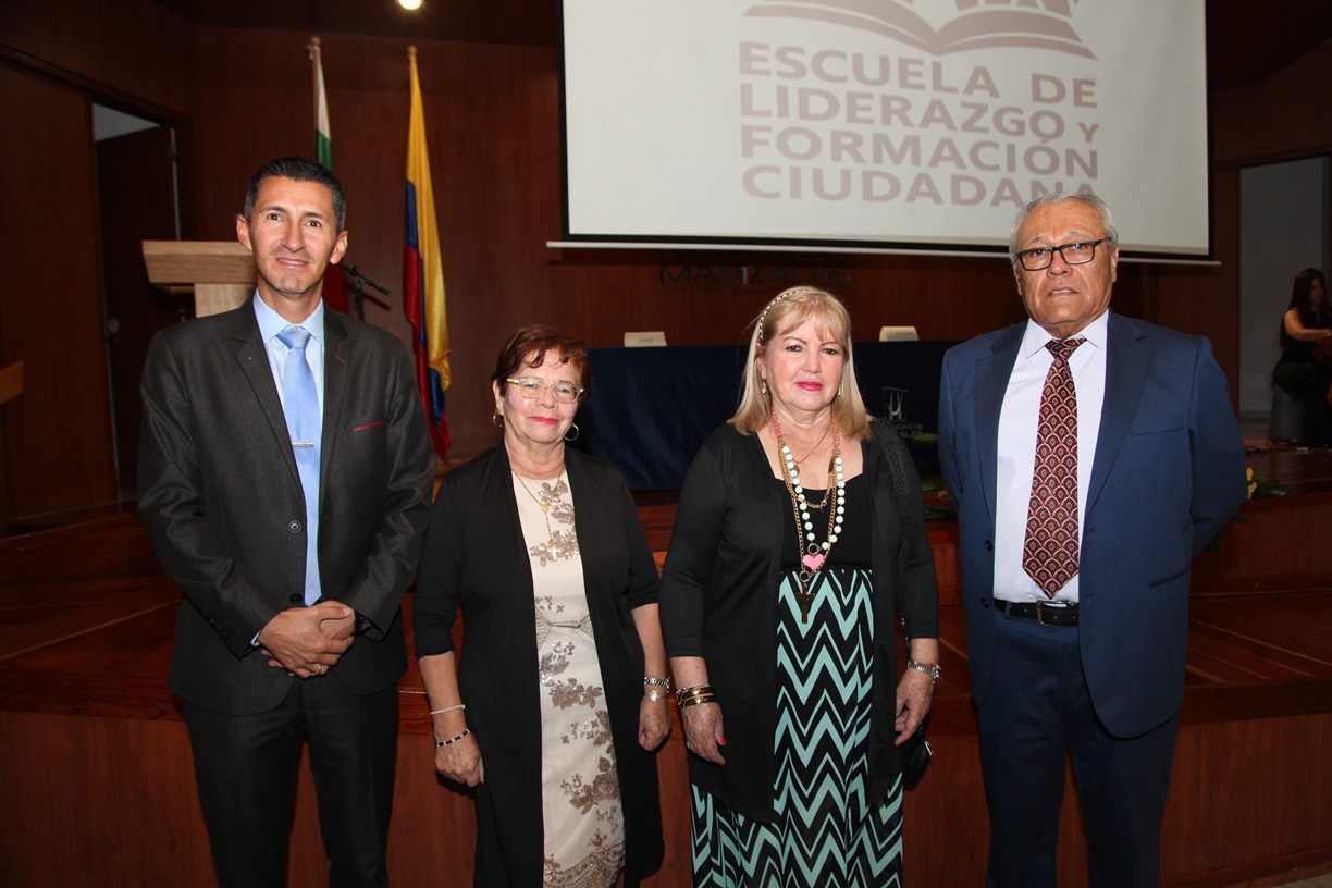 Julián Martínez, Flor Marina Pachón, Alba Lucía Arias Gutiérrez y Edgar Novoa López