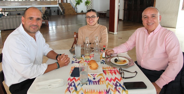 Fotos | Argemiro Idárraga | LA PATRIA Santiago Pérez, Camila Palacio Arce y Carlos Mazeneth.