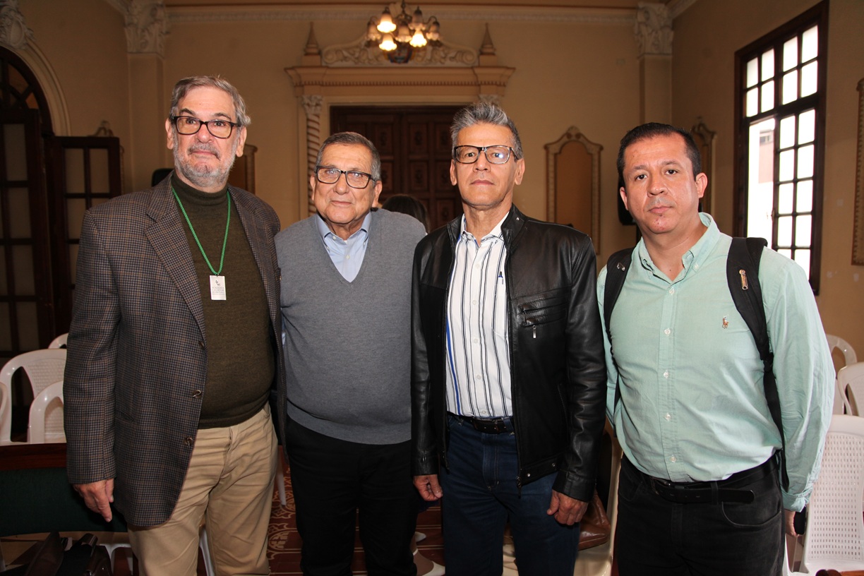 Álvaro Gartner, Carlos Arturo Valencia, Víctor Ramírez y Óscar Acosta.