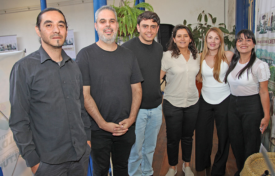 Mauricio Salazar, Cristian Ríos, Juan Diego Hidalgo, Natalia Osorio, Lina García y Alexandra Hoyos.